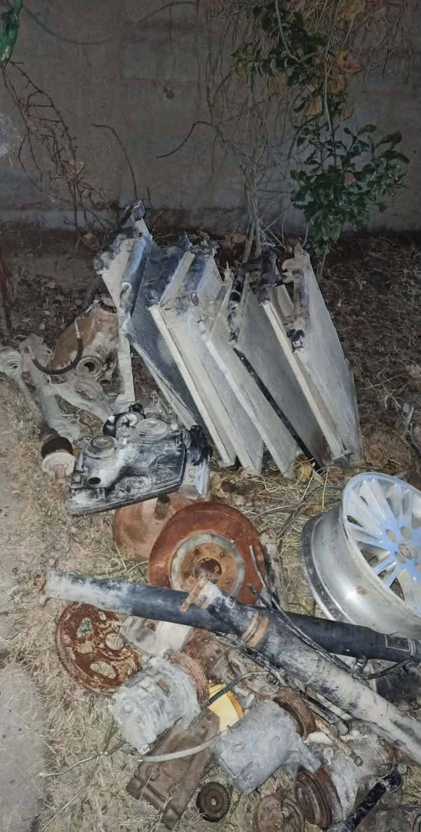 عتيك وسكراب وفافون وساندويج كربلاء 
***********
