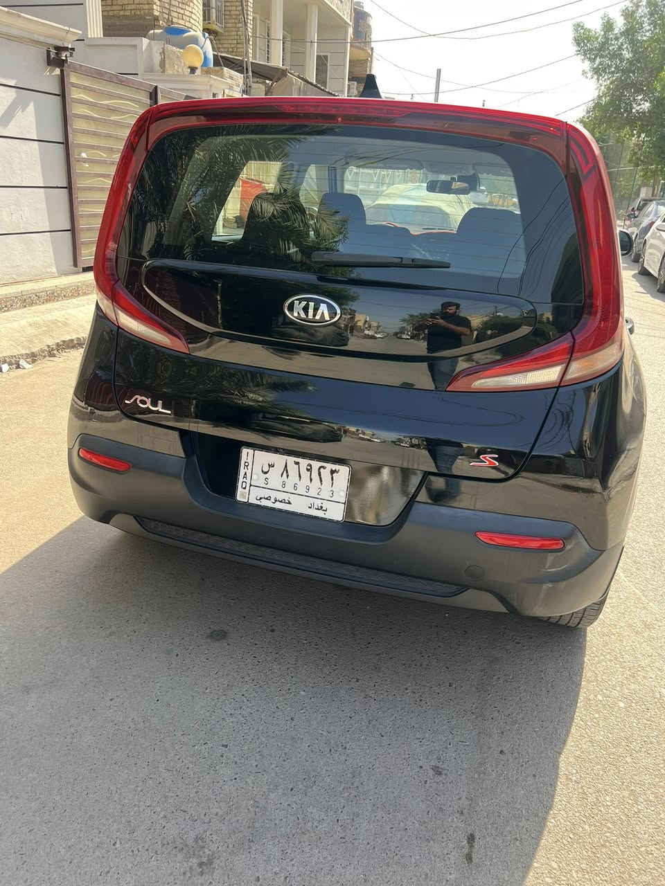 كيا صول موديل 20
ماشيه 65 الف كيلومتر جديده جدا 

مكينة 2000 دوش 

السعر 129 وبيها مجال 

حادثها  جاملغ خلفي موضح بالصور بدون ايرباك

مواصفات 

كامرا 

شاشة لمس كاربلاي 

رادار امامي 

رادار خلفي 

رادارات جانبية بالمرايات الجانبية 

توقف تلقائي

تحديد مسار 

كروز سرعه 

اطفاء ذاتي بالازدحامات 

تحكم ستيرن حميع الاتجاهات 

ويل كب 

بغداد الدوره 

***********
