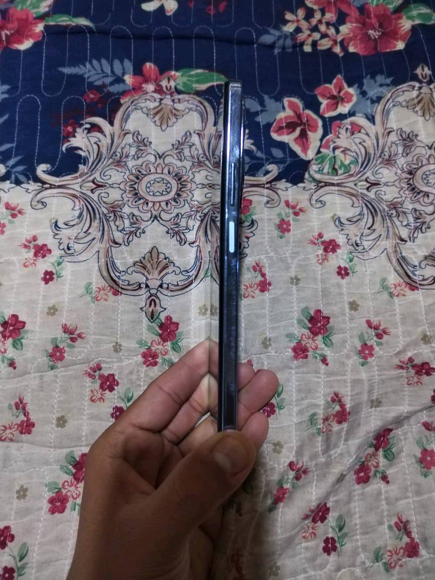 جهازانفنكس مستخدم نضيف شحنه100
ذاكره256 جهازماداخل تصليح 
الطويسه شارع الجنه الولنبي عرب حسنيت الزهراء