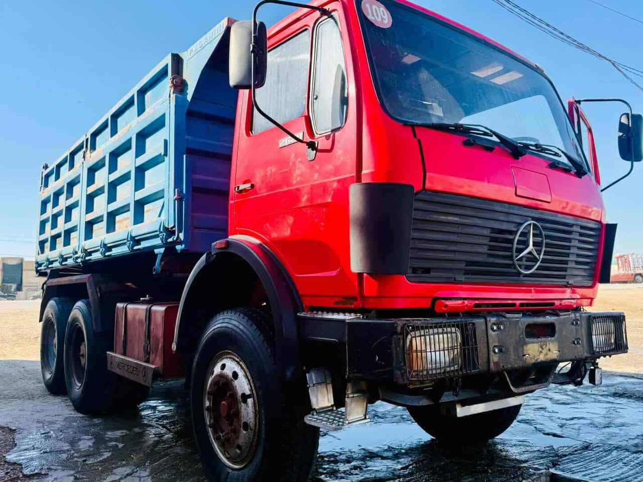 للبيع البي مديل 82 مكينه 28 محسن لاتنيقص ولاتبخير كير 160 مجموعة جيف شاصي مكفول لاصبغ ولافطر قماره جديده رقم بغداد بسمي أنكليزي سنويه 31 
الأتصال على الرقم ***********
