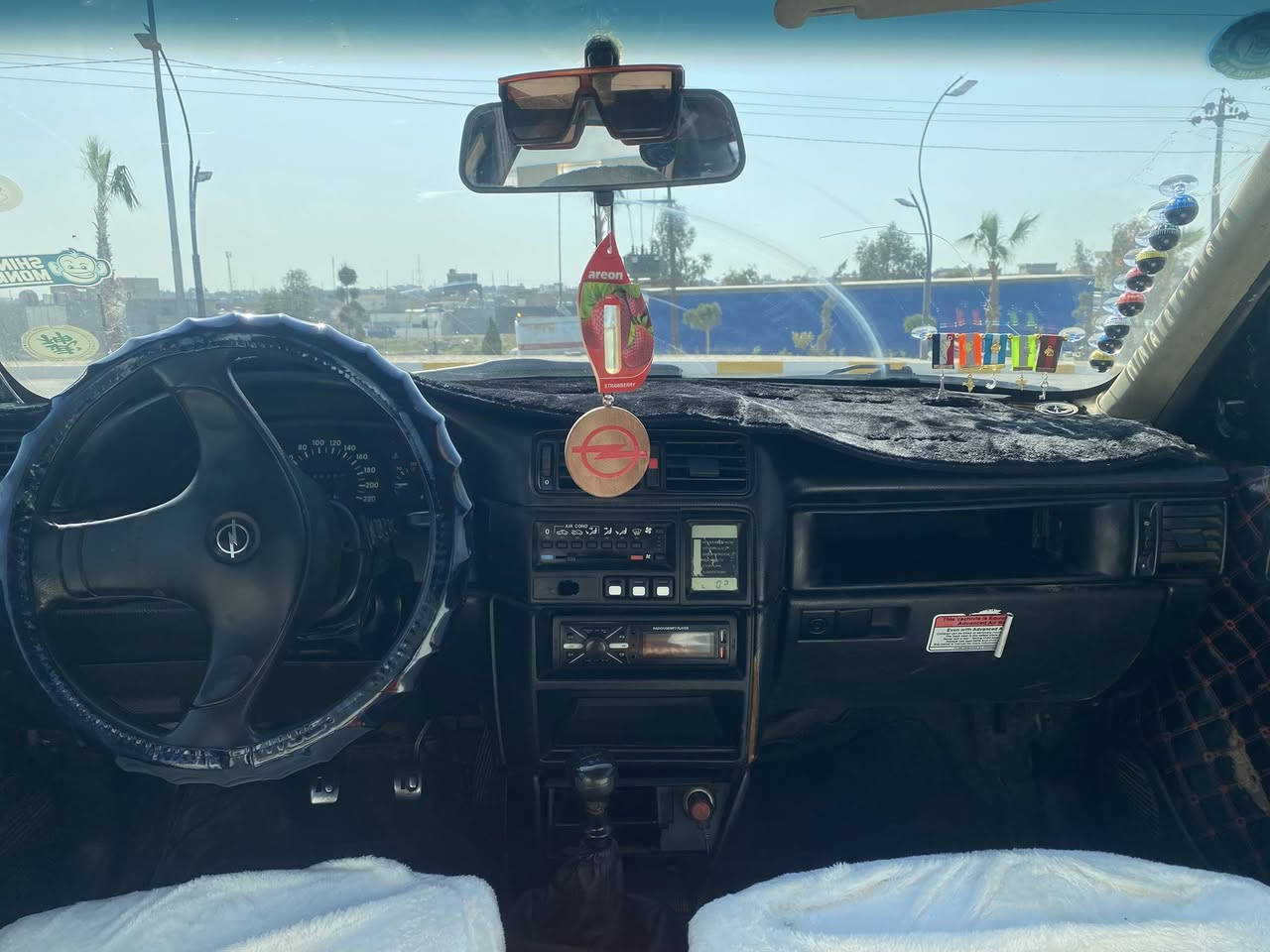 موديل 90
سةنةوى تا 2028تازةية
بيتاقةى بةنزين هةية
بێ سةرف مةكينه و گێر بةشةرت
سعریش ٣٧و مەجالیکی برایان
رەقم تەلەفون ***********
