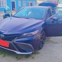 كامري  2021 امريكي .  4 سلندر 2500 نص فول  رقم اربيل مسطرة  مواصفاتها ...