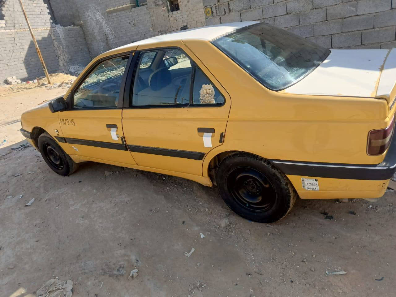 سلام عليكم
بيجو مديل 13

بسمي مصفره من الغرامات 

نضافه فول كير +محرك +كشر تبريد 
المكان كربلا الحر السعر 

💵💸33او ببه مجال 

الشراي يتصل ***********
