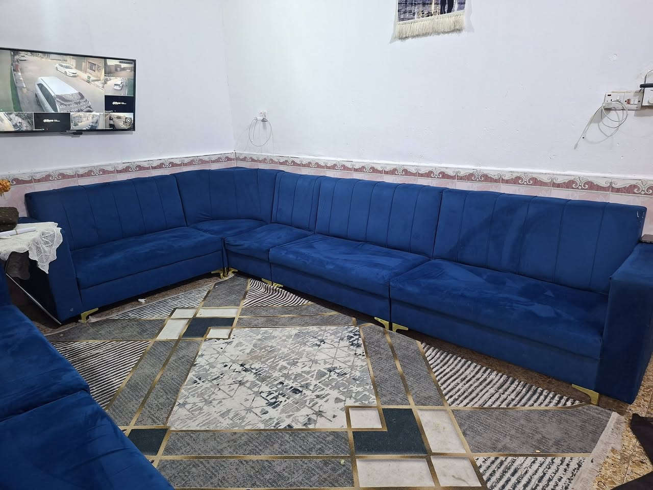 جنط جدد الوحده ب 35حجم كبير 
بايسكل ب 35نقص جوب
التخم ب 200 بي مجال 
مكلفه بالنشر اي استفسار على الرقم ***********
