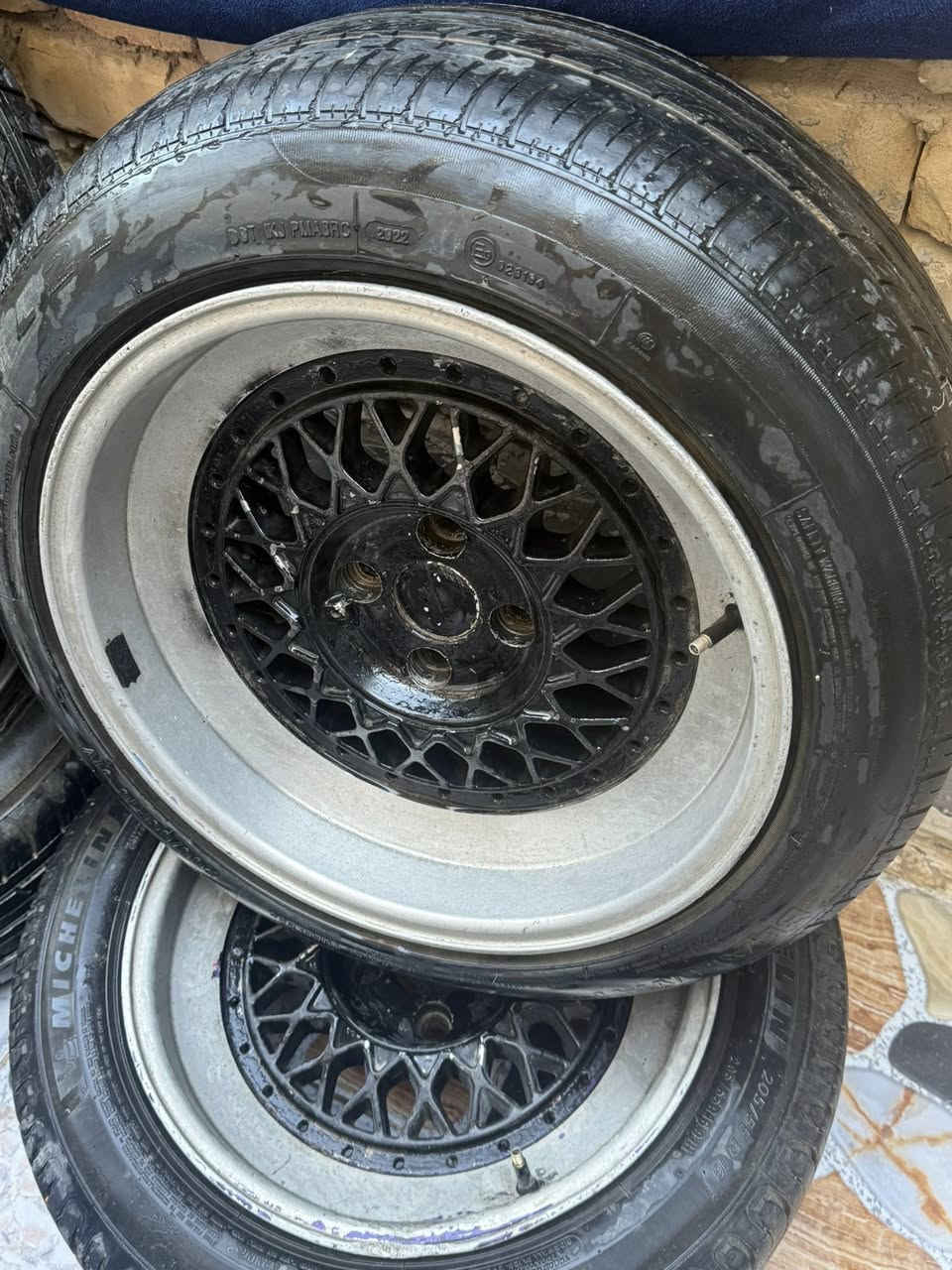 سلام عليكم ويالت زعرة للبيع نضافتهن ٩٠ ٪؜حجم ١٦ لاستفسار اتصل على الرقم ***********
