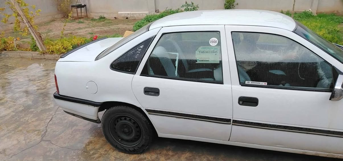 السلام عليكم اوبل فكتوره حجم 20 مشروع وطني كركوك سنويه 27 بطاقه بنزين موديل 91  هلا تصليح فقط سياره جاهزه مال جناي مكان سياره كركوك كير محرك شرط جم اوتوماتيك كهربائي السعر 46 رقم الهاتف ***********
