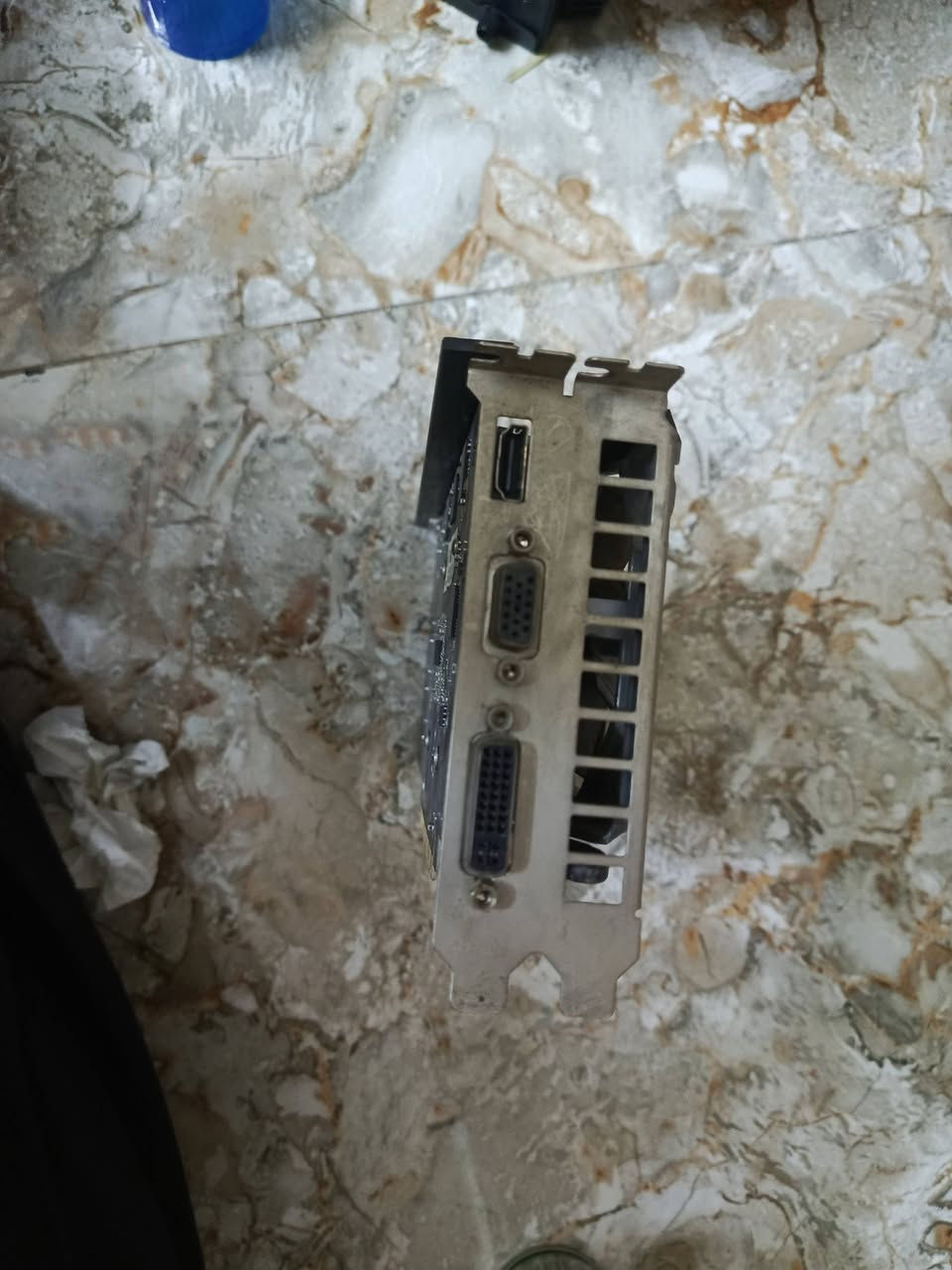 كرت  gtx750ti4gb 
Fake 
Nvidia 
سعر 50مع التوصيل


**إذا كنت صاحب هذا الإعلان وتريد حذفه لأي سبب، رجاءا أرسل رسالة إلى الدعم الفني**