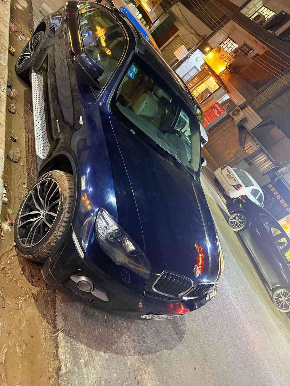 X6
مديل 11 بغداد بسمي 
مكان السيارة بغداد 

السعر 120 وبيه مجال 
***********
سبب نزول السعر لغرض العلاج
