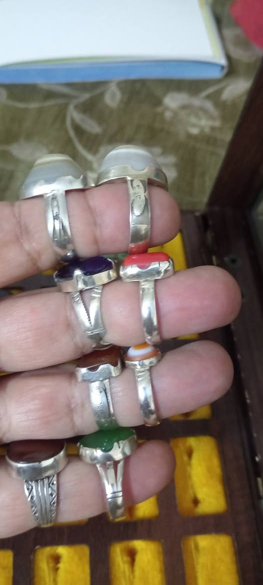 تصفية سعر الخاتم ٢٥ الف فقط


**إذا كنت صاحب هذا الإعلان وتريد حذفه لأي سبب، رجاءا أرسل رسالة إلى الدعم الفني**