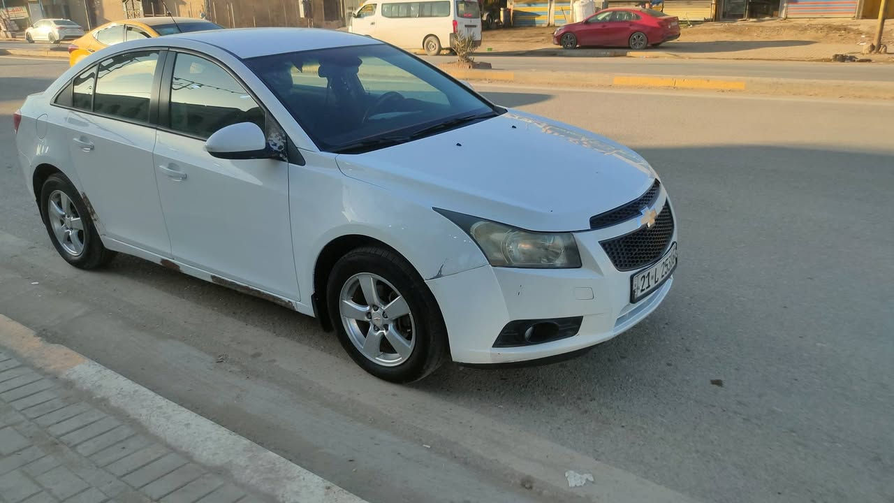 كروز 12خليجية محرك ١٦٠٠  مكفول اقتصادية جدا بصرف البنزين سليماني باسمي صدر امامي خلفي تايرات دسكات باتري كلها جديد السعر ٧٣ ومجال بسيط مكاني بغداد رقمي *********** واتس اب موجود
