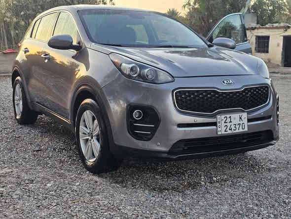 سلام عليكم شباب للبيع كيا سبورتج وارد امريكي بدون ارباك بدون صبغ حادث سرقه جاملغ  شادلها بلاديه بدون صبغ موديل 2018 محرك كير كله بشرط مامفتوح وحتى صبغ وايرباك هم بشرط ماطاك السعر 145 بي مجال الشراي يتصل ***********
