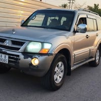 باجيرو البيع موديل 2003 رقمه بابل بسمي  محور مكينه بطه 300 مكينه وكير ...
