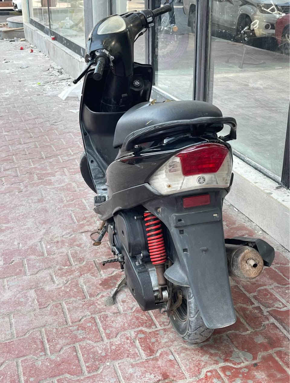 دراجه ماكس عدله ما مفتوح بمحركها برغي 
نقصها لايت وبريك امامي 
*********** واتساب موجود
التنومة شط العرب 
سعرها 650 الف 
مجال بسيط البصرة, العراق
