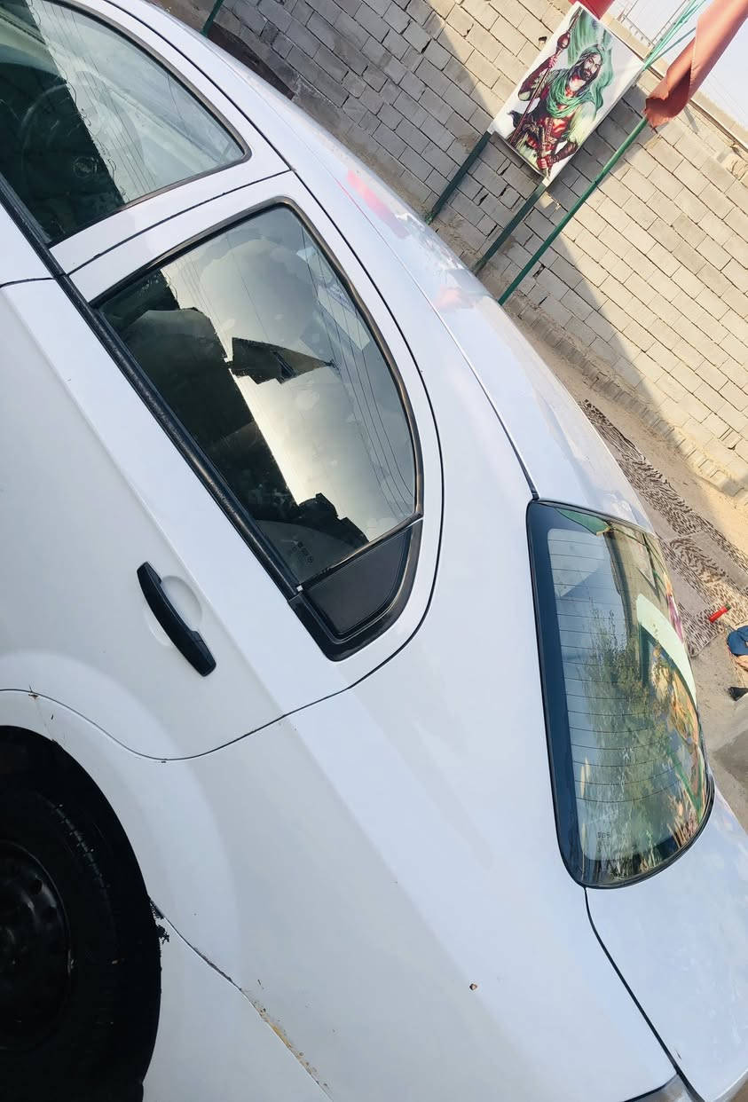 السلام عليكم
رمضان كريم
سيارة أفيو للبيع وأرد خليجي موديل ٢٠١٣
السنوية نافذة لسنة ٢٠٢٨
محرك ١٦٠٠ مسكر
المكان البصرة 
للتواصل : ***********
