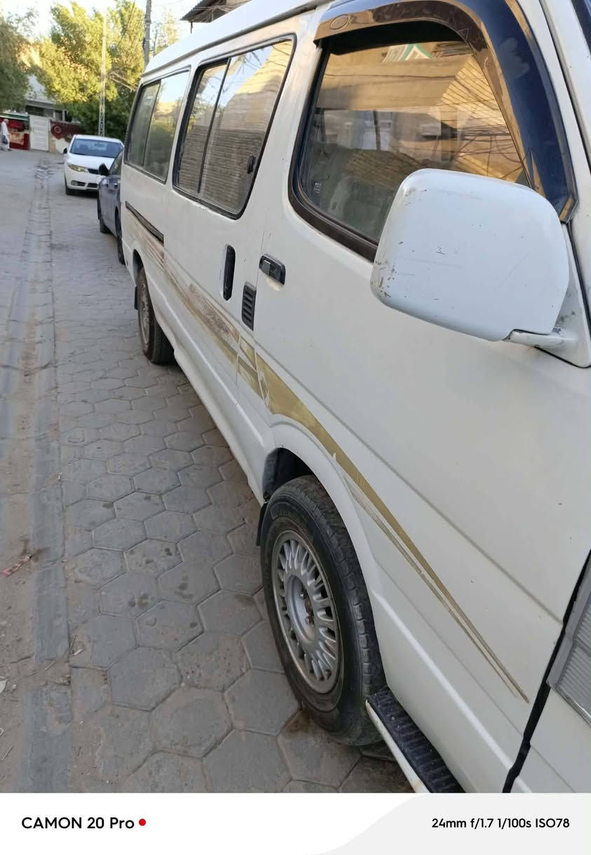 سلام عليكم فتون 2008 للبيع سيارة مصفره هيئه وغرامات السياره بسمي مداور ثاني يوم سنويه صاقطه صارلها اربع تشهر رقم نكليزي دولي مكان السيارة نجف ***********
