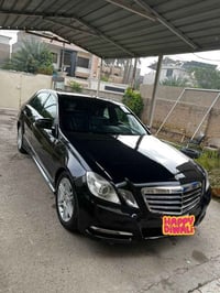 مارسيدس بنز 2012  E-class  E350 السيارة 6 سلندر  3.5  أمريكية بيها صبغ...