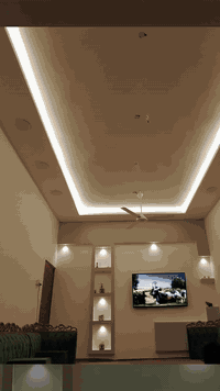 بيت مساحته ٥٠٠ الا ١٠ متر مكاني الزبير الزراعي شارع الجديد مال سناتر بظهر دائرة البلديه مدرسه جديده حكومي جاي تنبني قريبه ٥ غرف وصالتين وحمامين. ثلاث مداخل للبيت واجهة البيت 17 متر  تواصل ***********
