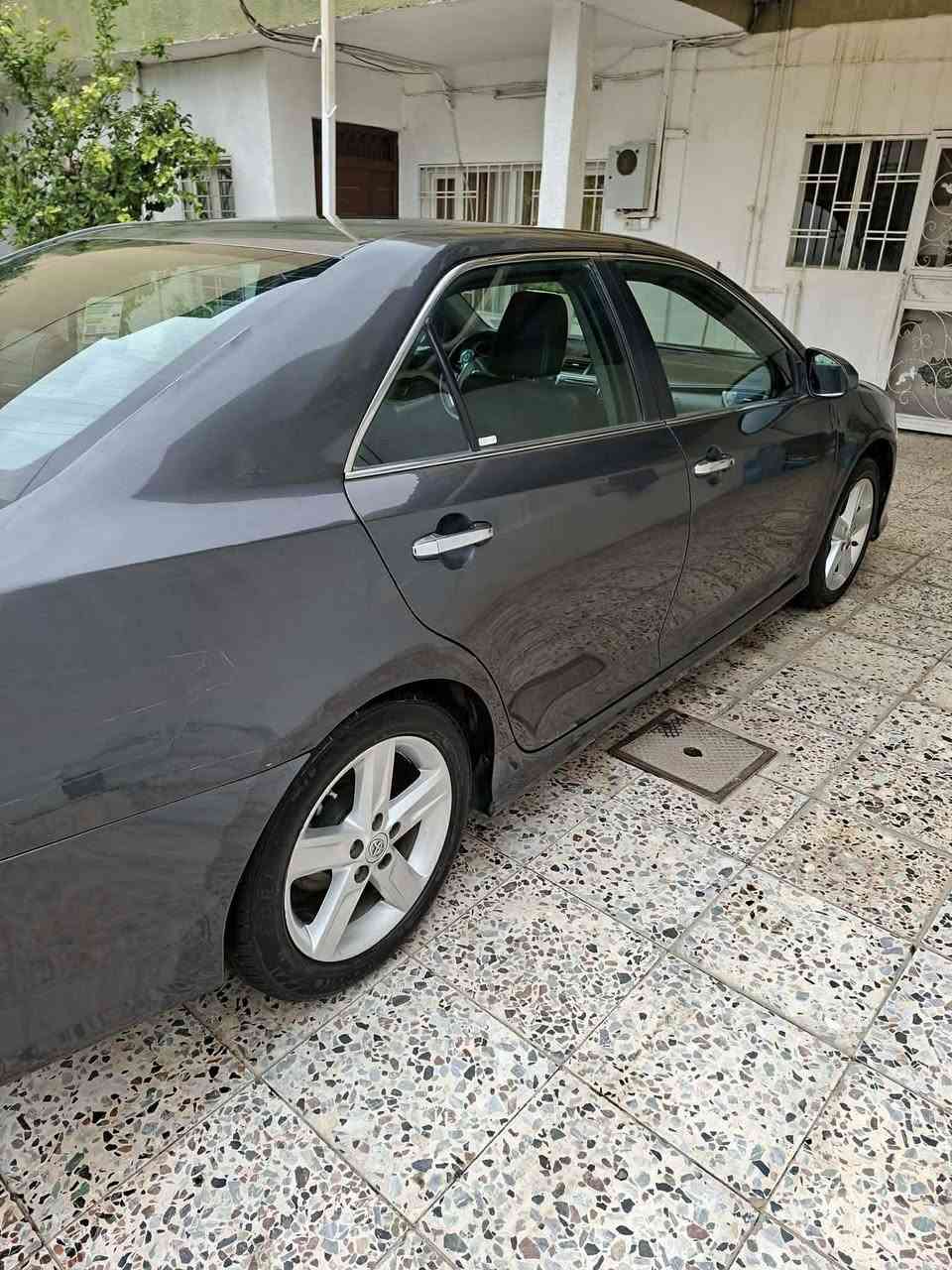 **** كامري ****
موديل (١٢)  رقم كركوك كندي محرك (٢٤) مامفتوح سيارة الف دينار مابيها مصرف جاهز من كل نواحي  بشرط بيها جم قطع صبغ بجم كبس بدون اربكات اني ابيعه حزام …
***** مكان سيارة كـــركـوك 
***** بطاقة بنزين مـوجــود 
**** صاحب شـرعي بكركوك
****السعر 120 $وبي مجال 
*****    📲     ***********
