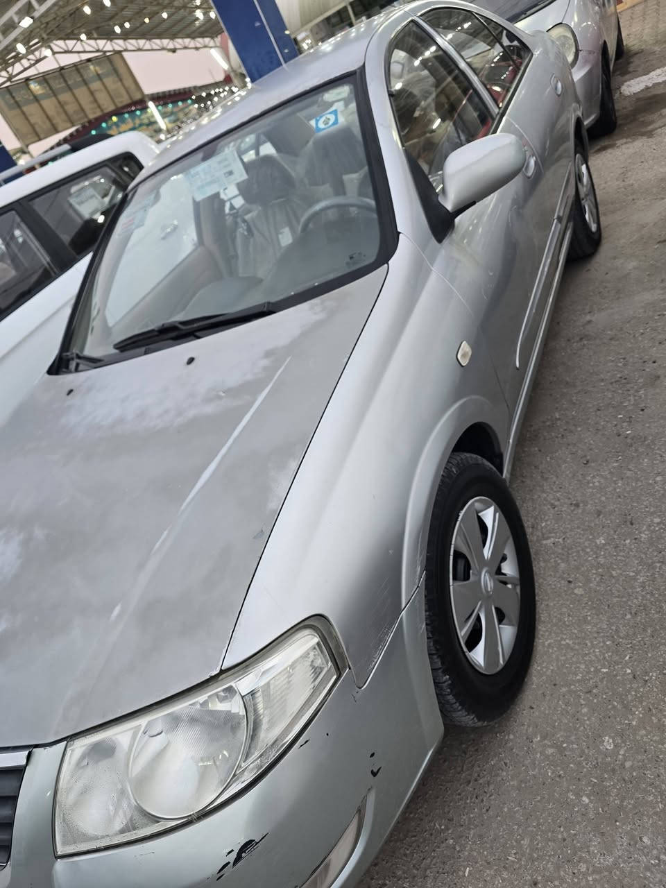 السلام عليكم نيسان سني 2012 رقم نجف بيها جراد بسيط مكفوله جاهزا من كلشي السعر 95 بيها مجال بسيط الرقم ***********
