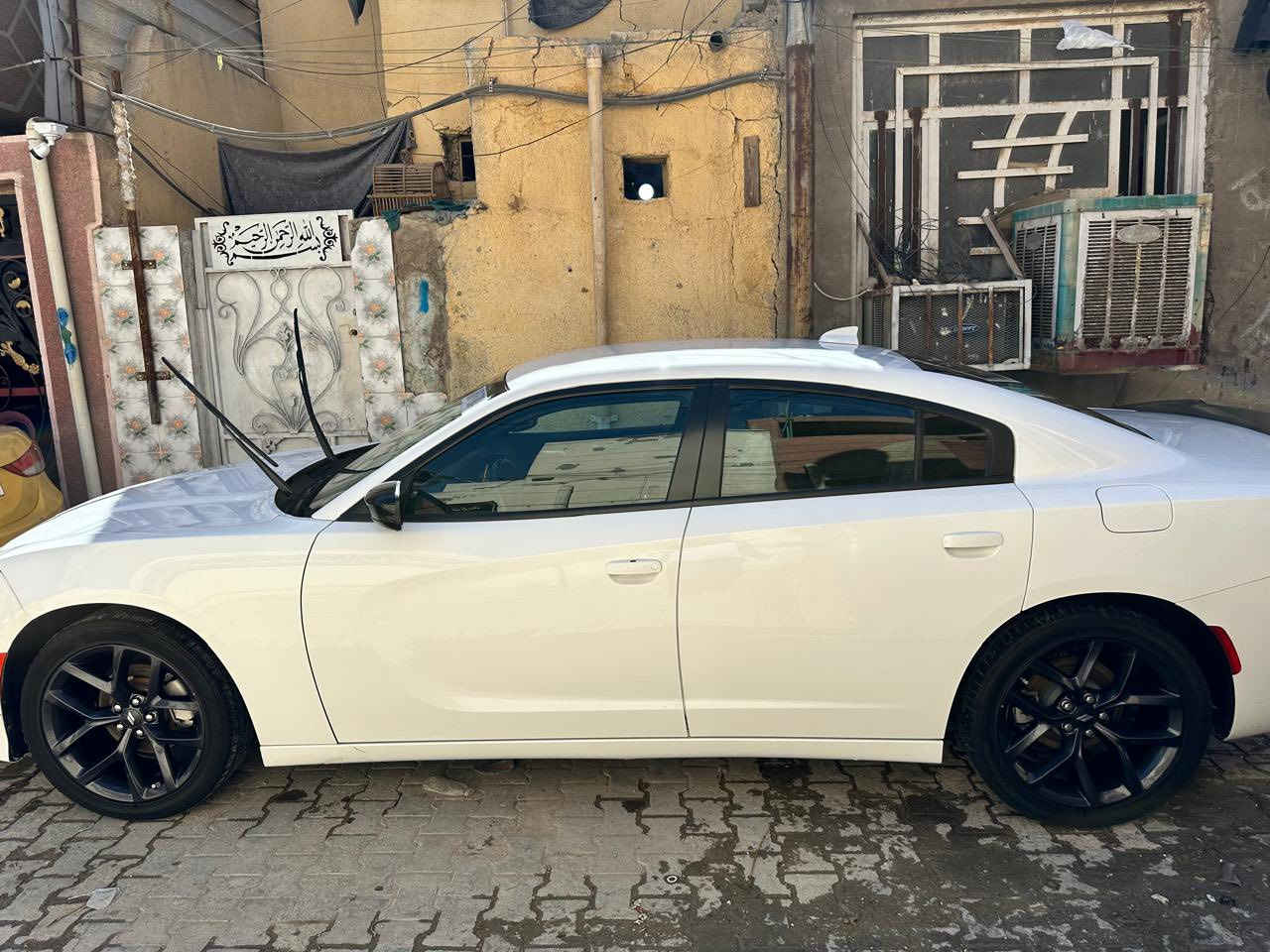 السلام عليكم جارجر البيع  مديل 2023 sxt  السياره جديده مكفوله كير ومكينه وحداد دخول جديد  بسمي تحويل مباشر  شاشه الجبيره حساس تشغيل عن بعد. السونار موجد وي الصور السعر 240  مكاني بغداد 
الاتصال ***********
