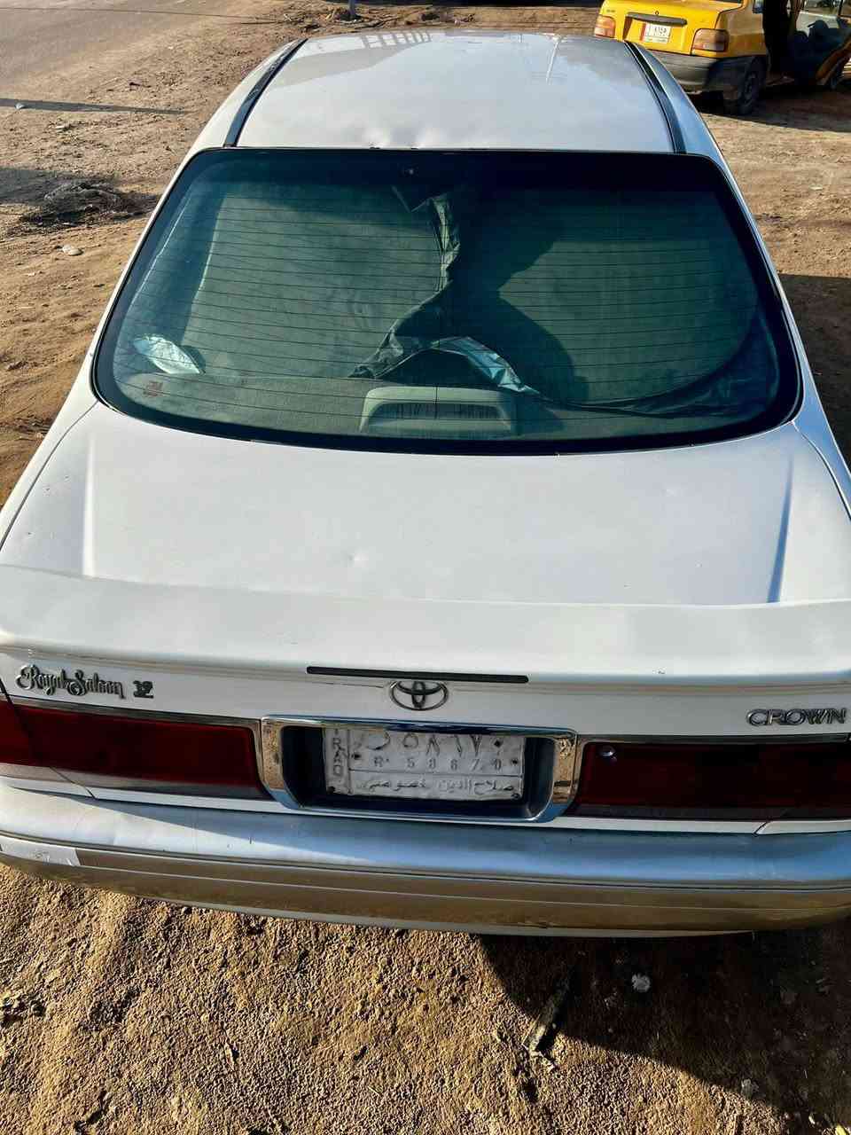 كراون ملـــگه : موديل 2003
فئة : 4 دکــم شاصي 75 
حجم المحرك :  ديڤور الكبير 
كير مكينه كفاله شرط الفحص 
السياره حادث جوملغ جهة السائق الامامي 
وبيها شويه تعديل بلغد الامامي 
السياره رقم صلاح الدين : وكاله عامه بأسم المشتري + حجز إكتروني للتسجيل 
للاستفسار : ***********

