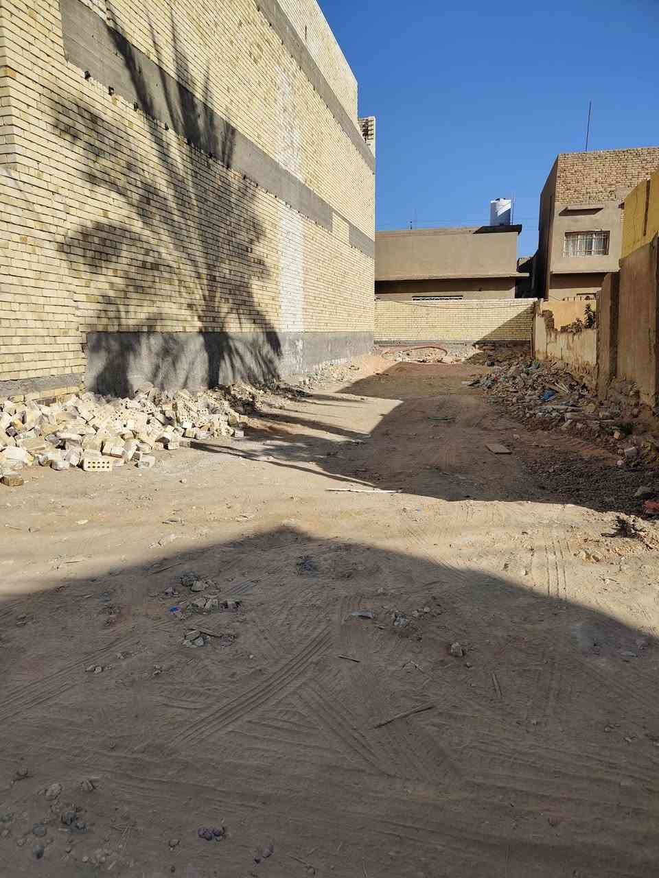 ✨ فرصة مميزة للاستثمار والسكن – قطعة أرض طابو صرف ✨
🏡 قطعة أرض سكنية مميزة للبيع في موقع هادئ وقريب من الشارع العام
📐 المساحة: 175م²
📏 الأبعاد: 7م × 25م
📜 السند: طابو صرف
👤 الملكية: باسم شخص واحد – تحويل مباشر وسريع
💰 سعر المتر: 1,400,000 دينار فقط
📍 الموقع: الحلة / حي الإمام
يبعد 20 متر فقط عن شارع الضغط — موقع ممتاز وسهل الوصول
📞 للاستفسار ومعرفة كل التفاصيل:
🏢 مراجعة مكتب الكوثر للعقارات والمقاولات
☎️ الاتصال على الأرقام:
0771527496
***********
🔥 لا تضيع الفرصة… موقع مميز • سعر مناسب • أوراق سليمة 🔥
:::
