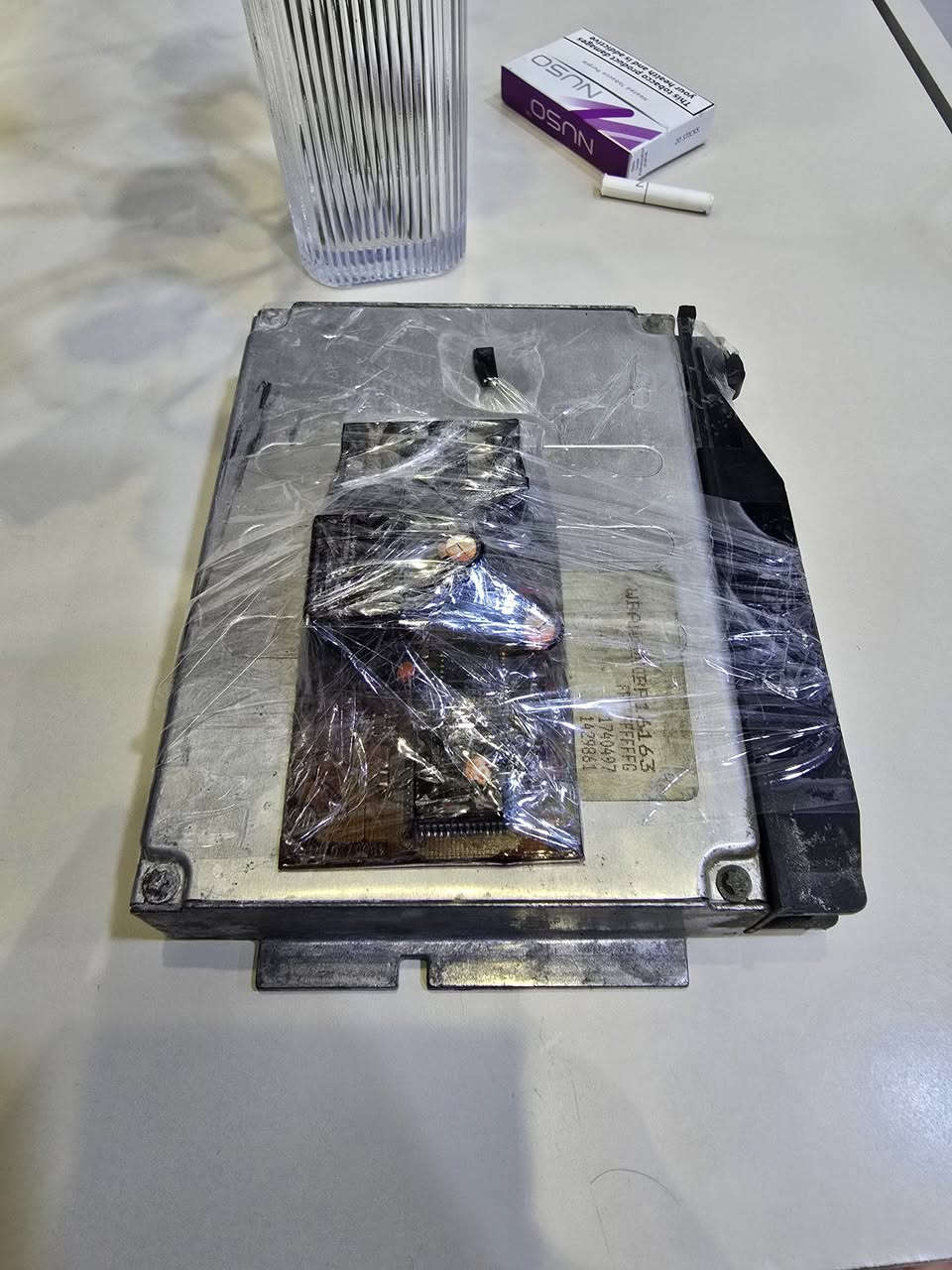 سلام عليكم عقل بي ام صقر سستم كامل مال وارد  مع شريحة التشغيل سعر ١٨٠ الف 
***********
