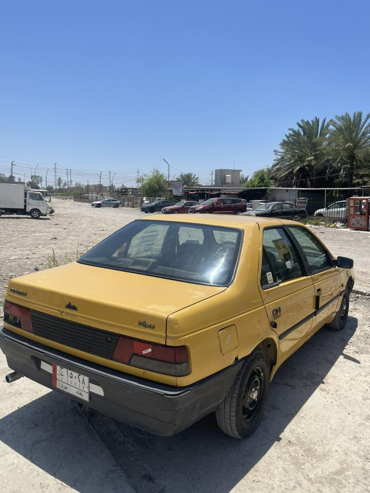 ‏سلام عليكم
‏بيجو ‏للبيع رقم بغداد
‏صاحبها مسافر
‏تبريد شغال
‏السعر  السعر 11 ورقة
‏رقم الهاتف***********
