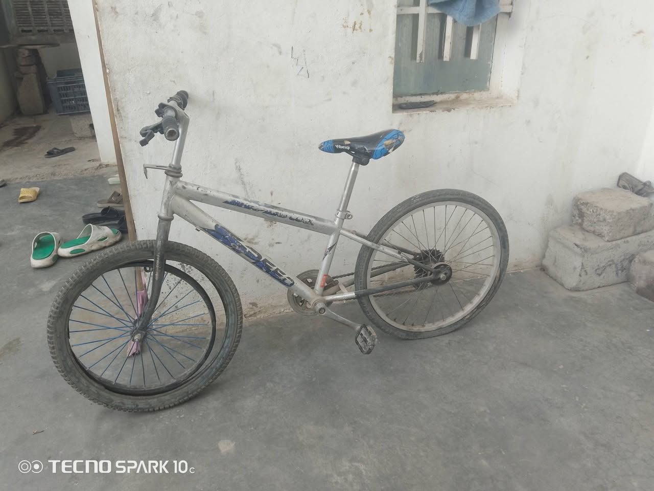 بايسكل عدد 2 حجم 27 وحجم 22 يحتاجن تصليح سعرهم 35 اثنينهم مكان كركوك الفيلق


**إذا كنت صاحب هذا الإعلان وتريد حذفه لأي سبب، رجاءا أرسل رسالة إلى الدعم الفني**