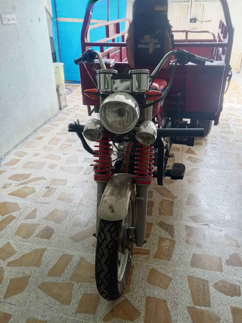 ستوته لبيع نضيفه كهرباياته كله شغال 
سعر 700 الف وبيع مجال اربيل


**إذا كنت صاحب هذا الإعلان وتريد حذفه لأي سبب، رجاءا أرسل رسالة إلى الدعم الفني**