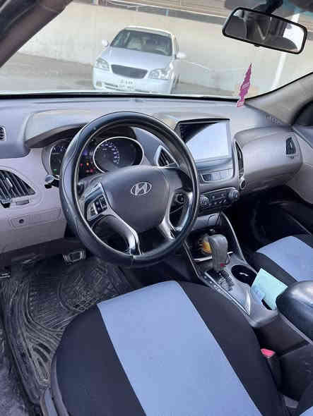 توسان 2010 حيزام صبغ بجم و ورا كبس  رقم و سنويه جديد. تحويل شرط سعر 112 بي مجال قليل ….م..***********
