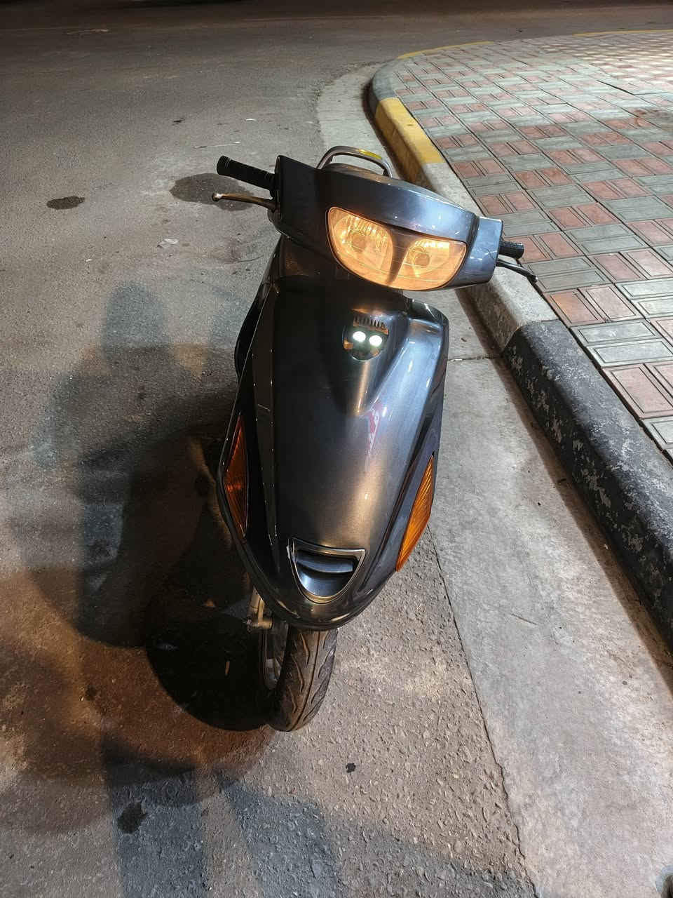 سلام عليكم دراجه فراشه لبيع مكينه بلاد شرط برغي واحد مامفتوح بيه شرط على فحص كهربائيّات كله شغاله
دراجه اي نقص مابيه  المكان كربلاء حي العامل السعر 650  وبيه مجال


**إذا كنت صاحب هذا الإعلان وتريد حذفه لأي سبب، رجاءا أرسل رسالة إلى الدعم الفني**