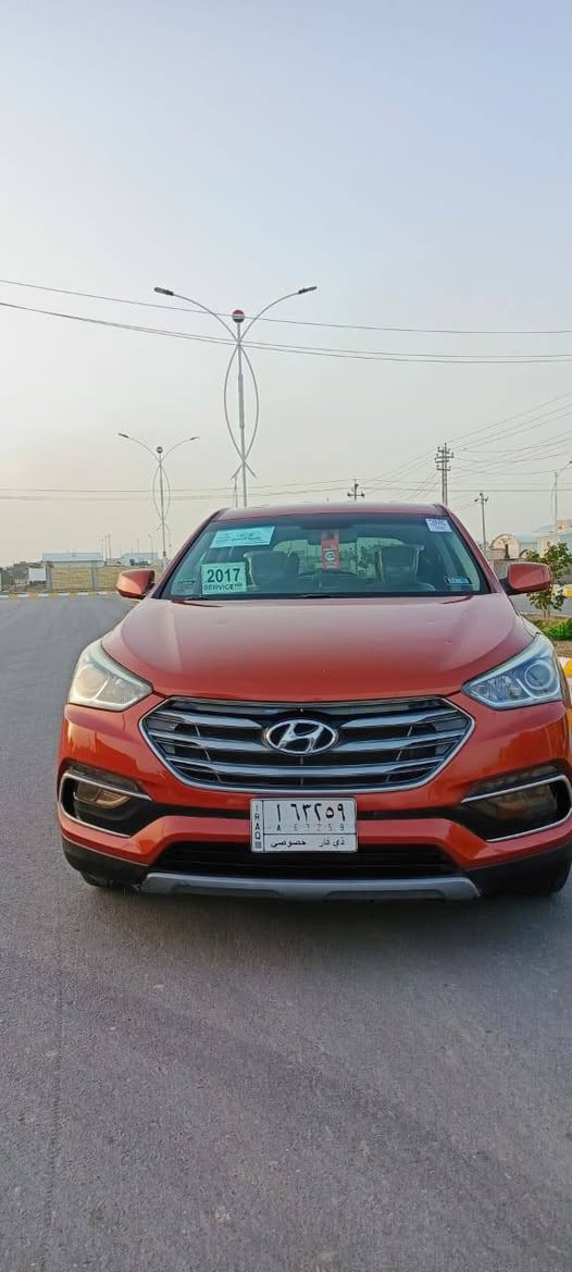 السلام عليكم هونداي سنتافي 2017 وارد امريكي  لون مشمشي  رقم ذي قار تحويل ثاني يوم مكينه 4 سلندر 2400 مكينه كير تبريد حداديه تخم تاير  جاهزه لااخير مواصفات نص فول حادث صبغ باب اوجاملغ فقط بدون ارباك  صور حادث بلمنشور  بجم كبس شركه السعر 145  مكان ناصريه مركز ***********
