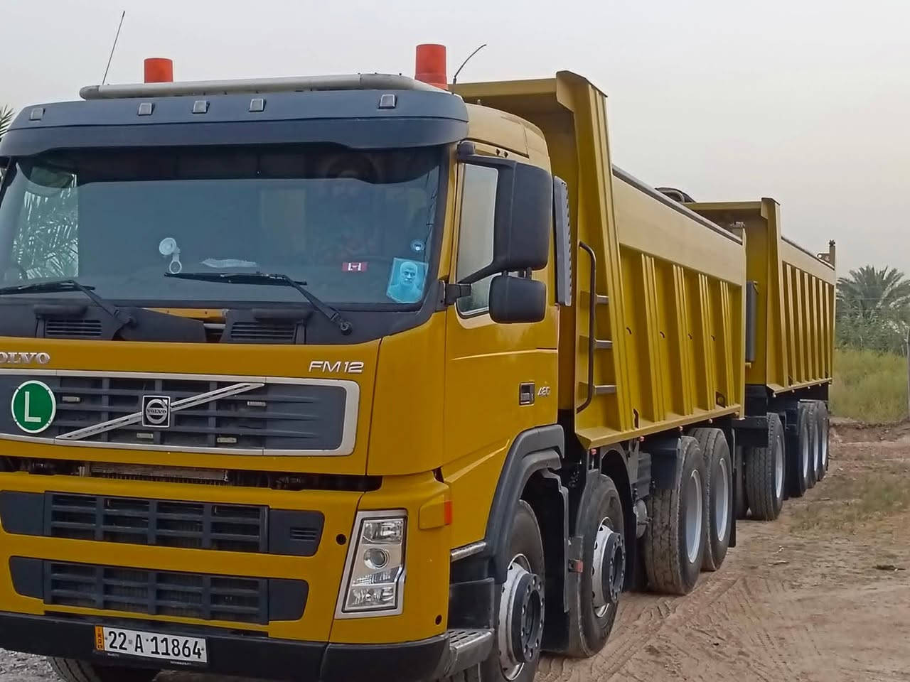 السلام عليكم للبيع فالفو شيطان مودل 2003 رقم اربيل باسمي مرسم ثلاث لوحات مجموعه توبتلاين مكينه 420   الاتصال ***********/***********
