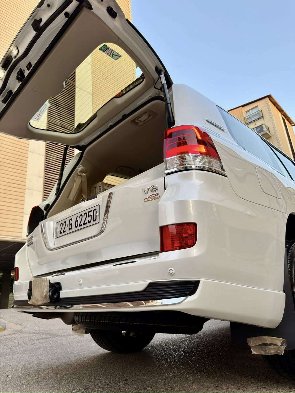 ‏Land cruiser GXR  2021     V6  54,000km‏
‏Grand turing
ظمان شريكة ساز باب أول
لاندكروزر 2021  GXR
‏‎ملاحظە : الاخوان رجائن بس بیع نقد بدون مراوس📌
أخت زيرو بل كارتون 📦📦
‏‎لاندکروزر 2021 SAS
‏‎💎محرک 6 سلندر 
‏‎⌛️ماشي 54,000 ألف
‏‎💎 بسمطين  +سماعة بيلادي +فرشات بيلادي مجوود 

‏‎💎 مكفولة كفالة عامة من الدعامية إلى الدعامية
‏‎ 💎 بدون صبخ .بدون بارد  ،بدون رصعات ،بدون حتى شخط
‏‎دعاميات هم بدون صبغ ،رمل مابي ،لحية بدون صبخ ..بقية كلها بشرط

‏‎🧬فول فول مواصفات
‏‎شاشة كبير لمس 5كاميرا حاسة رادارات
‏‎كاميرات 3 شاشات سيلاد فتحة سقف 
‏‎كشن جلد كشن كاراباي شحن موبایل  8 اريباك تبريد مركزية
‏‎بصمة تشغيل عن بعد باب جاك سلاجة ليد زينون 
‏‎تحكمات ستيرن دبل فوليوم فورويل هوك
‏‎سيارة بها 2 بصمة من شركة جديد جدأ 
‏‎سيـارة عل نظافتها احسبها صفر زيرو

💎 تخم تاير دنلوب الاصلي

‏‎ 💎محرك كير بشرط مامفتوح
‏‎سيارة حيل نظيفة كلشي عل بلاد لوك
‏‎سنوية زنكة كلشي جديد مدفوع لـ2031
‏‎باسمي السنوية بشرط تحويل و خرامة 
‏‎سيارة مابيـها دينار مصرف كامل من كل نواحي

‏‎♻️نفسي يوم /تحويل و وكالة حاظر رقم سلیمانیە
‏‎📍مكانك /داخل سليماني

‏‎💵 سعر 548$ 
‏‎☎️موبايل/ ***********
