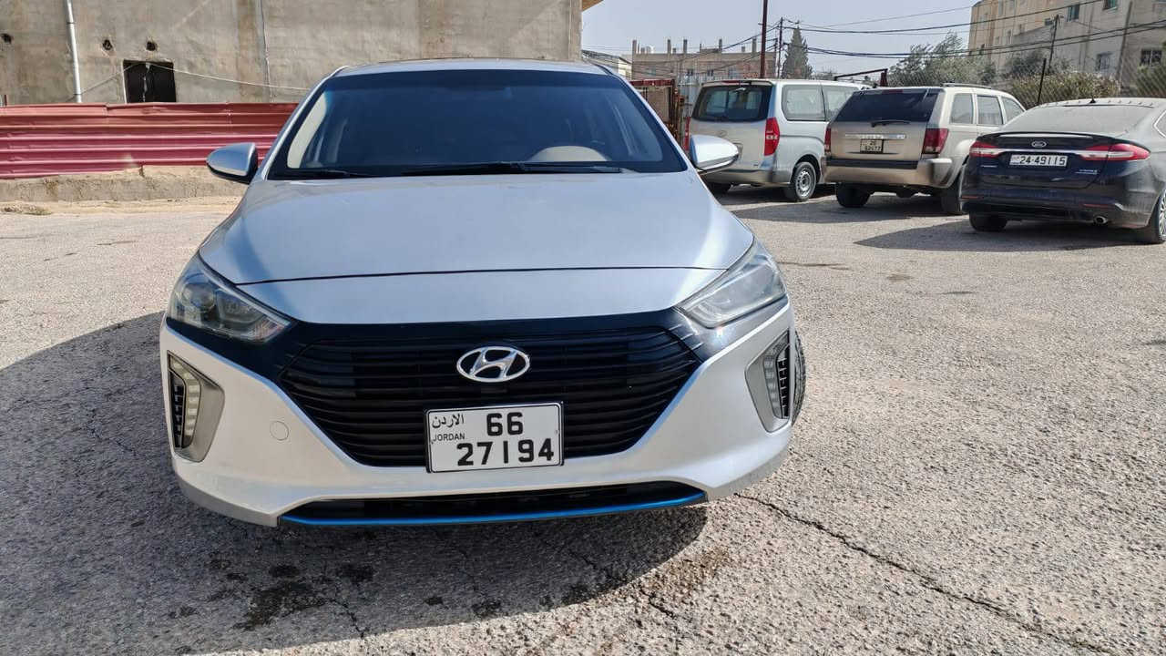 أقساط أقساط هونداي ايونك هايبر موديل ٢٠١٨ اعلا صنف دفعه ٣الف شهري ٢٥٠ فل كامل ترخيص طويل من رآسي لراسك 0799602089


**إذا كنت صاحب هذا الإعلان وتريد حذفه لأي سبب، رجاءا أرسل رسالة إلى الدعم الفني**