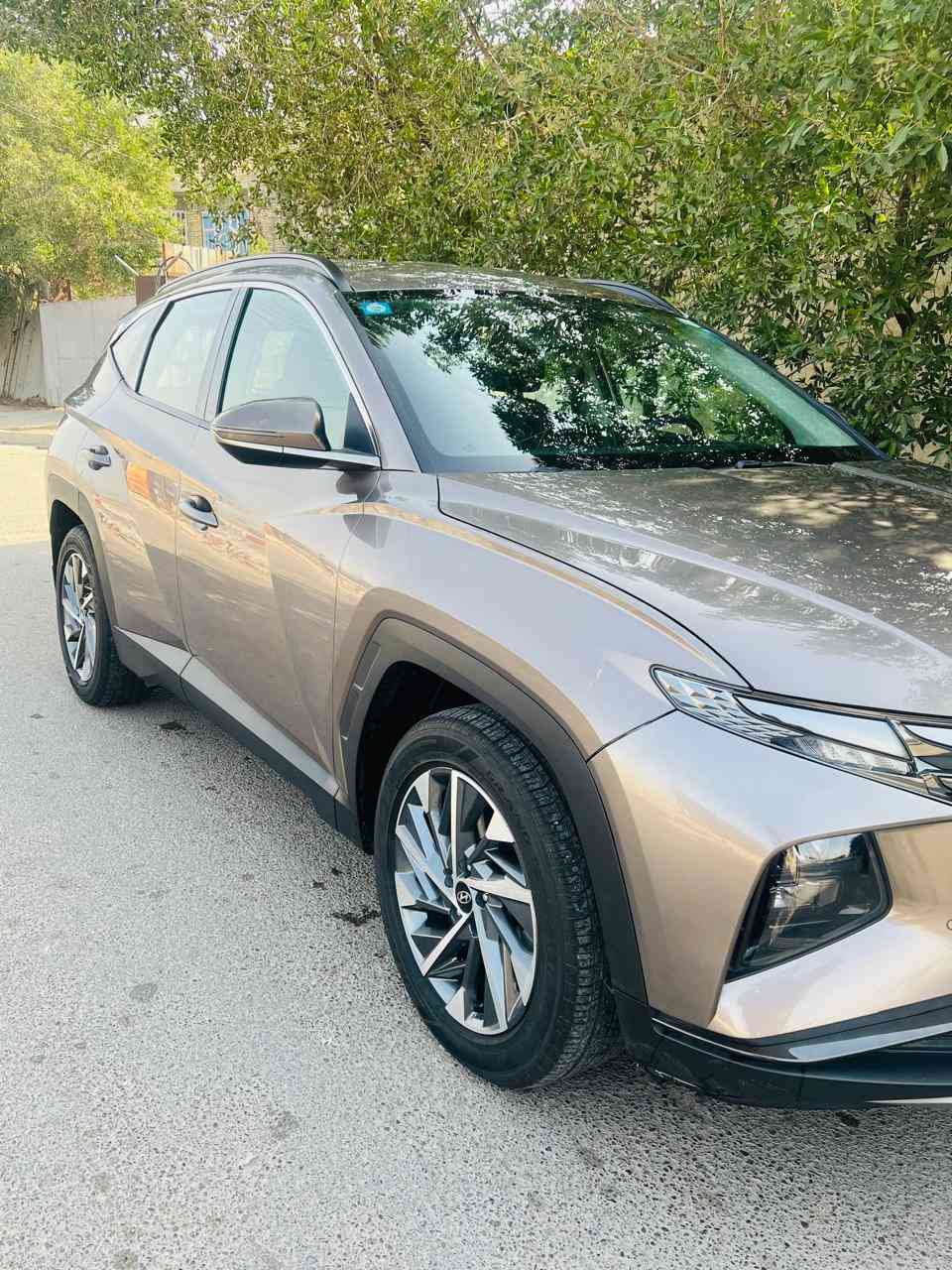 سلام عليكم توسان موديل2023
بصمه سايد بريك دكمه حساسات
امامي وخلفي ترحيب بصمه أبواب
ماشيه 38 
السعر 212
الهاتف ***********
غير متواجد عله فيس
