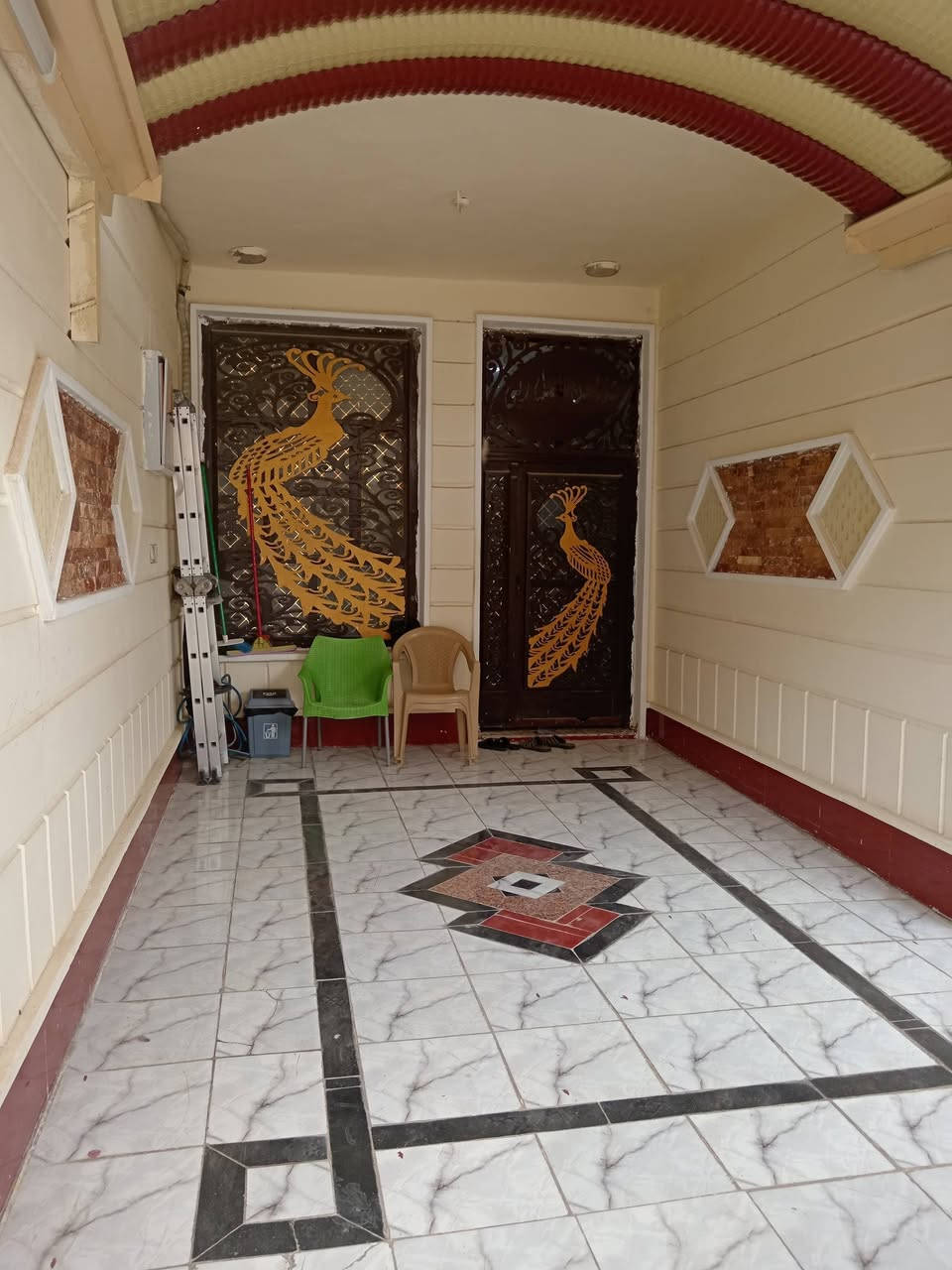 دار للبيع في حي البكرلي. خلف الملعب قريبا جدا من الشارع العام 
طابو زراعي سند 25
عرض الشارع 12متر 
جمع خدمات متوفره 
بناء سنه 2021 المساحه 160 متر
8×20م مكون من طابقين 4غرف نوم. وكراج سياره
مجمع صحيات 4 وملحقاته 
للاستفسار السعر مراسله خاص .او تصال 
***********
