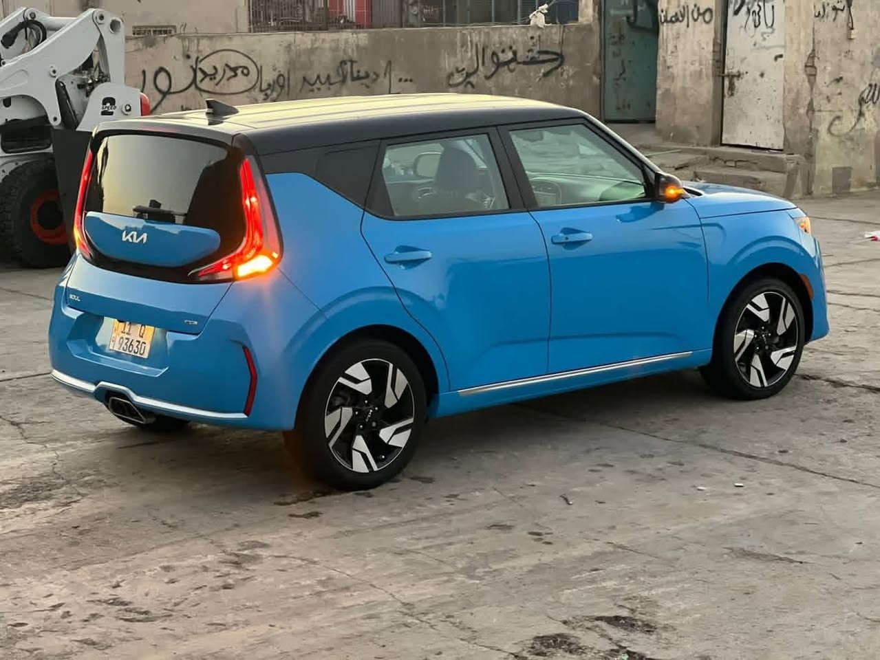 سلام عليكم للبيع كيه صول موديل 2023 فول موصفات جيتي لاين بصمه وشاشه كبيره ولمس كامره دواره رادار مامي وخلفي شغال ورادار يمنه ويسره حساس طارات لد خلفي شغال اشاير بل مري توقف ذاتي انضمه قياده ولكب كروم حجمه 18 حجم المحرك 2000 دوش تشغيل عن بعد نضام ترحيب دواخل صاج اسود ملكي وبيبان ابيض بلادي كشنات جلد مخمل شاحن واير لس تبريد بيانو تحكم جهتين حاكيه مانع نزلاق شاشه كبيره ولمس كامره دواره دبل رف خلفي قماره سوده بلادي السياره مكفوله من الصبغ التبديل والغرق والبارد والشخط كفاله عامه ماعده الجاملغ فقط مرقم بغداد رقم جديد ***********
