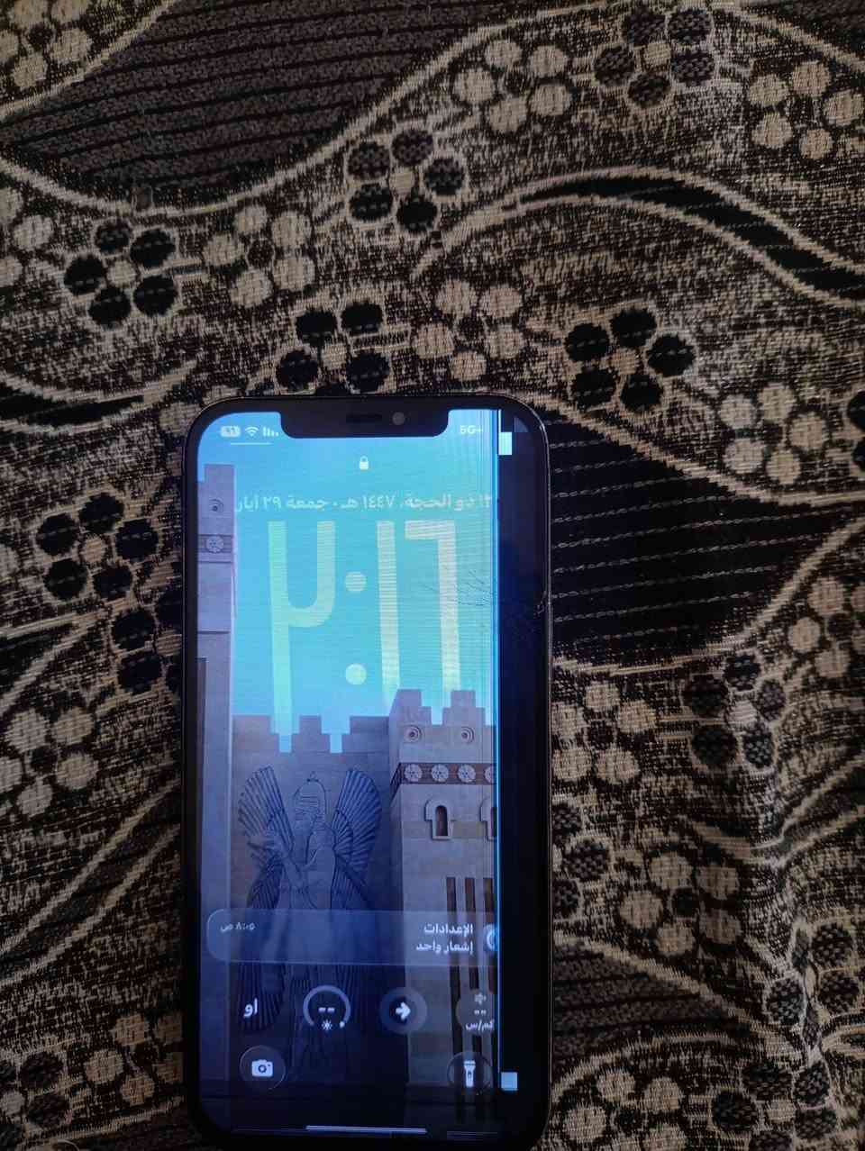 ايفون 12برو ماكس تبديل شاشه يردله و ضهر  فيس ايدي متوقف بطريه 100 مصعد   بيع او مروس
***********
