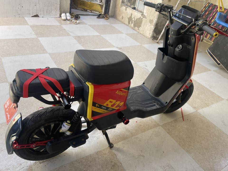 السلام عليكم دراجه شحن R11للبيع المواصفات كله رياضي وغراضه البلاديه موجوده مرايات وكلشي شعاله وبطاريات 32 كبار عنواني البصره حي لاصدقاء رقمي *********** السعر خاص
