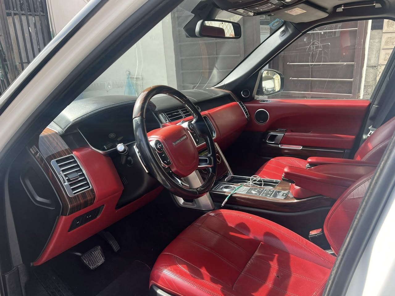 السلام عليكم
موديل ١٦ 
فول سردار 
مكينه ٨ سلندر 
سعرها ٣٦ 
مكاني السيدية


**إذا كنت صاحب هذا الإعلان وتريد حذفه لأي سبب، رجاءا أرسل رسالة إلى الدعم الفني**