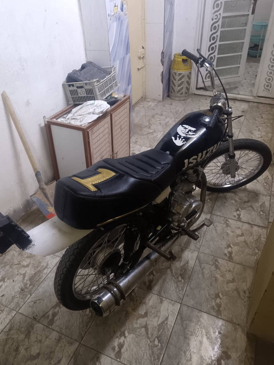 سلام عليكم دراجة للبيع اصولي شاصي16تعمير 25محرك مفتوح ولفات مكان نجف مجمع بيتي خاص مفتوح725اوبيها مجال


**إذا كنت صاحب هذا الإعلان وتريد حذفه لأي سبب، رجاءا أرسل رسالة إلى الدعم الفني**