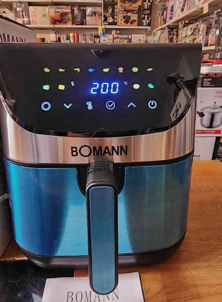 🔴تحية طيبة متابعين مجمع ألبيت ألمثالي🔴 
 وصلت القلاية الهوائية الألمانية من شركة بومان حجم  12 لتر الكبير  للاستفسار والتواصل معنا على الرقم ***********  عنواننا قرب سدة سدة مقابل مول سير وليم مرحبا بالعوائل الكرام
