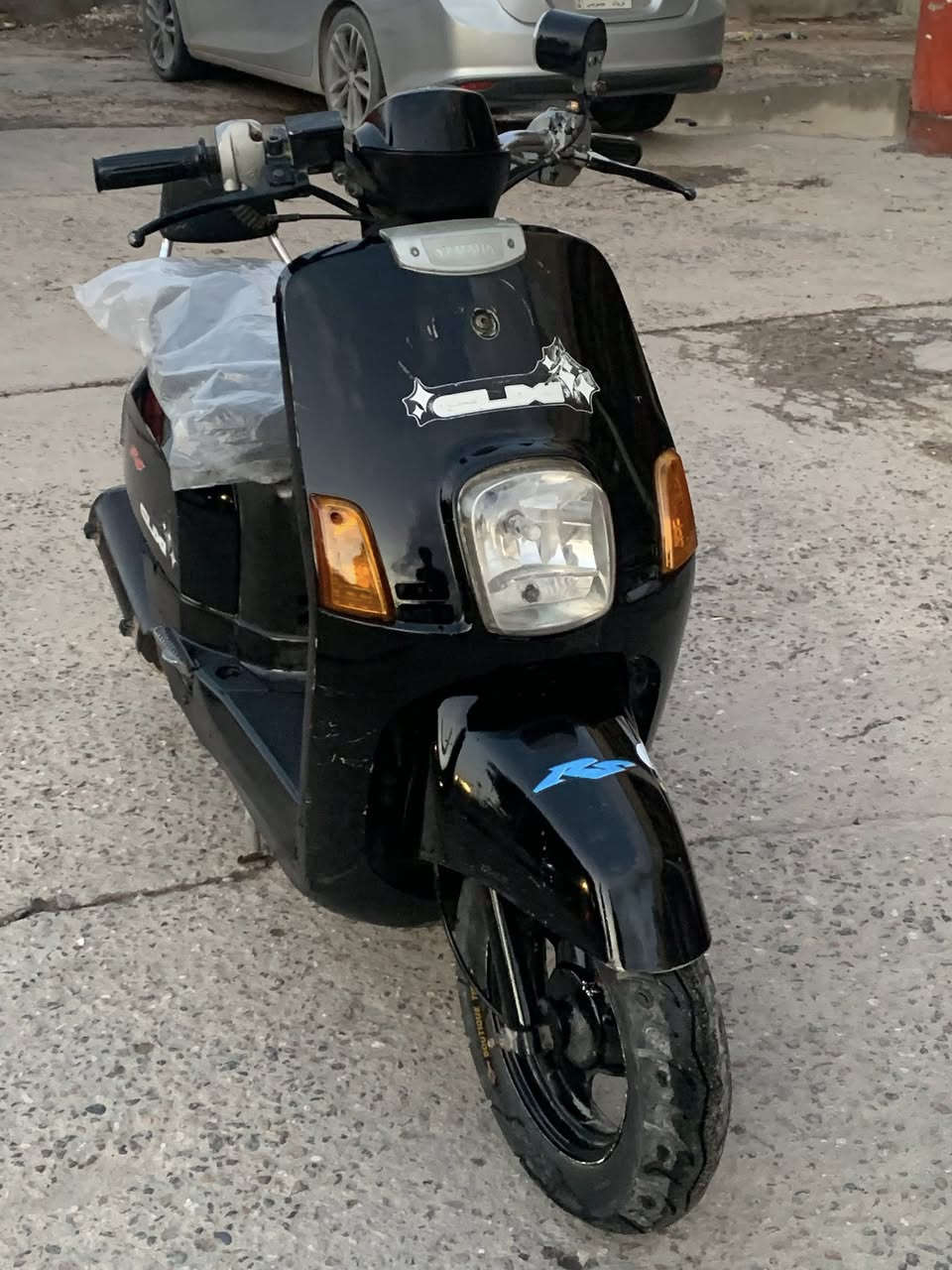 بوليس للبيع مامفتوحه كلشي شغال بيها كهربائيات نهضتها حلوه سلف شغال السعر ٨٢٥ وبيها مجال للشراي
***********
