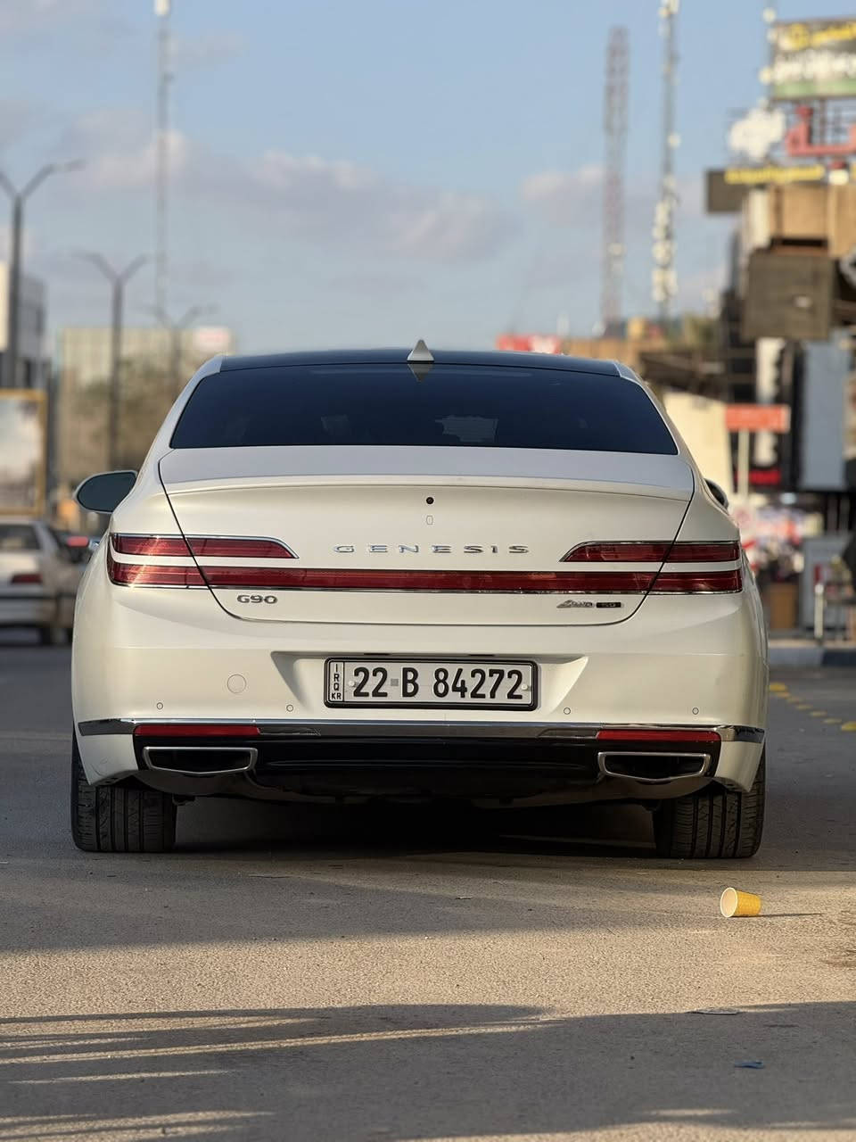 السلام عليكم حبايب 
الفخامه 
G90 
2022 
8 سلندر سياره جديده 
فول مواصفات معروفه مواصفات 
شنو بالم بيها 
سياره جديده ومكفوله 
مغلفه ppf ضمان 10 سنوات
سياره تعتبر كلين فقط شبر صبغ 
صور حادث بالمنشور 
مكان السياره حله 
سعرها 390 
***********
