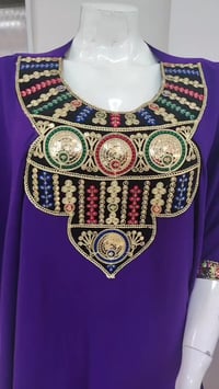 ملابس • للبيع