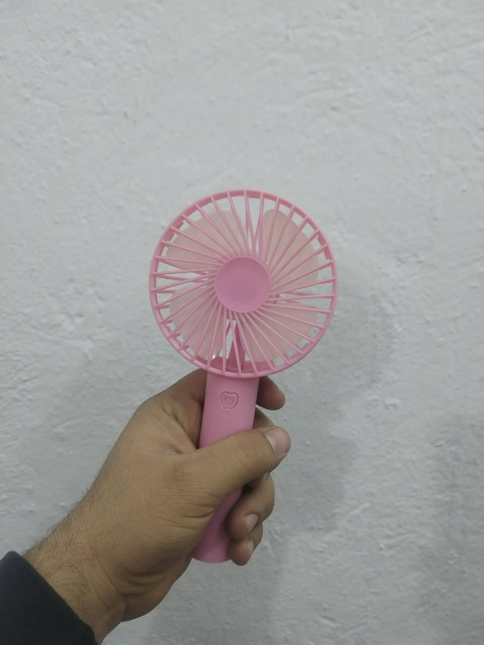 مروحه شحن +باتريات2دينار 
توصيل لجميع المحافظات 3


**إذا كنت صاحب هذا الإعلان وتريد حذفه لأي سبب، رجاءا أرسل رسالة إلى الدعم الفني**