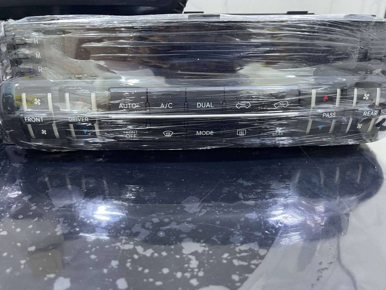 ببركه الصلاة على محمد وال محمد وصلت البضاعه جديده شرط زيرو وكله على الفحص الاسعار اسفل الصور مكاني بغداد متوفر توصيل المعروض بصور فقط فقط  والاسعار فرق الجديد عن المستخدم والي يشوف غالي السعر يدور وان شاءالله يلكي ارخص مني والله يرزق الجميع توصيل كل العراق 5الاف


**إذا كنت صاحب هذا الإعلان وتريد حذفه لأي سبب، رجاءا أرسل رسالة إلى الدعم الفني**