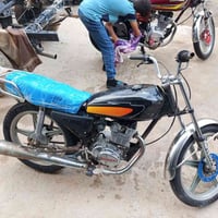 دراجه ايراني خمسه كير نوع روبر حجم المحرك 150 المحرك شرط نضيف لوك صوت ...